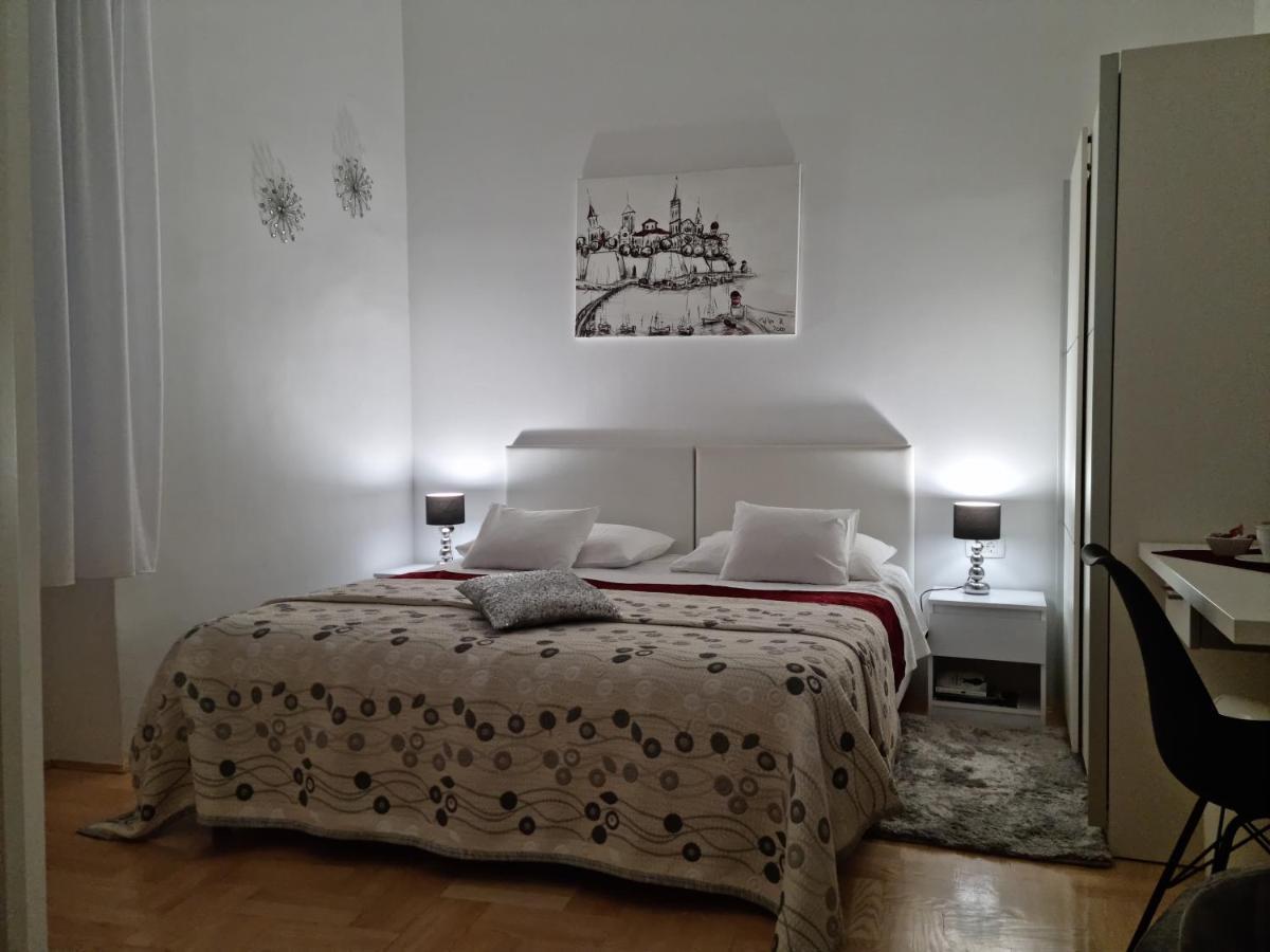 Rooms Tisa Old Town Zadar Exteriör bild